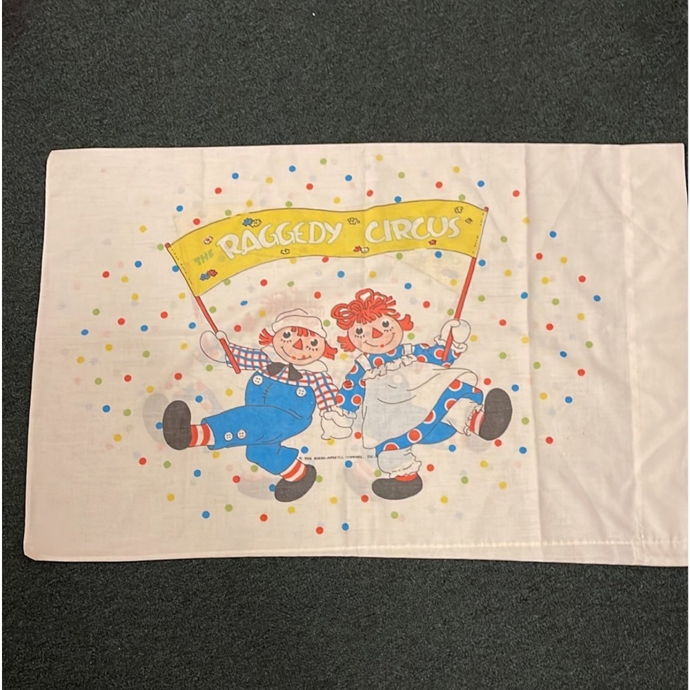 Vintage Raggedy Ann and Andy Bedding